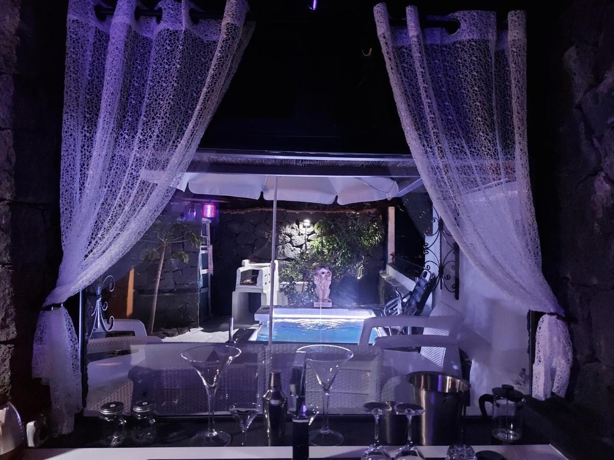Aloelux Villa ! - Private Villa With Jacuzzi, Cinema ,Massage ,Wonderful View, Art Desing Villa Conil Exterior photo
